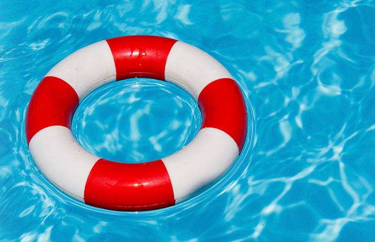 Swimming pool safety tips 